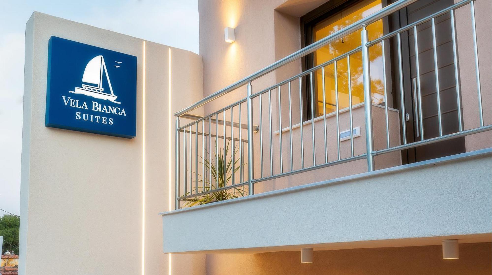 Vela Bianca Suites يميناريا المظهر الخارجي الصورة