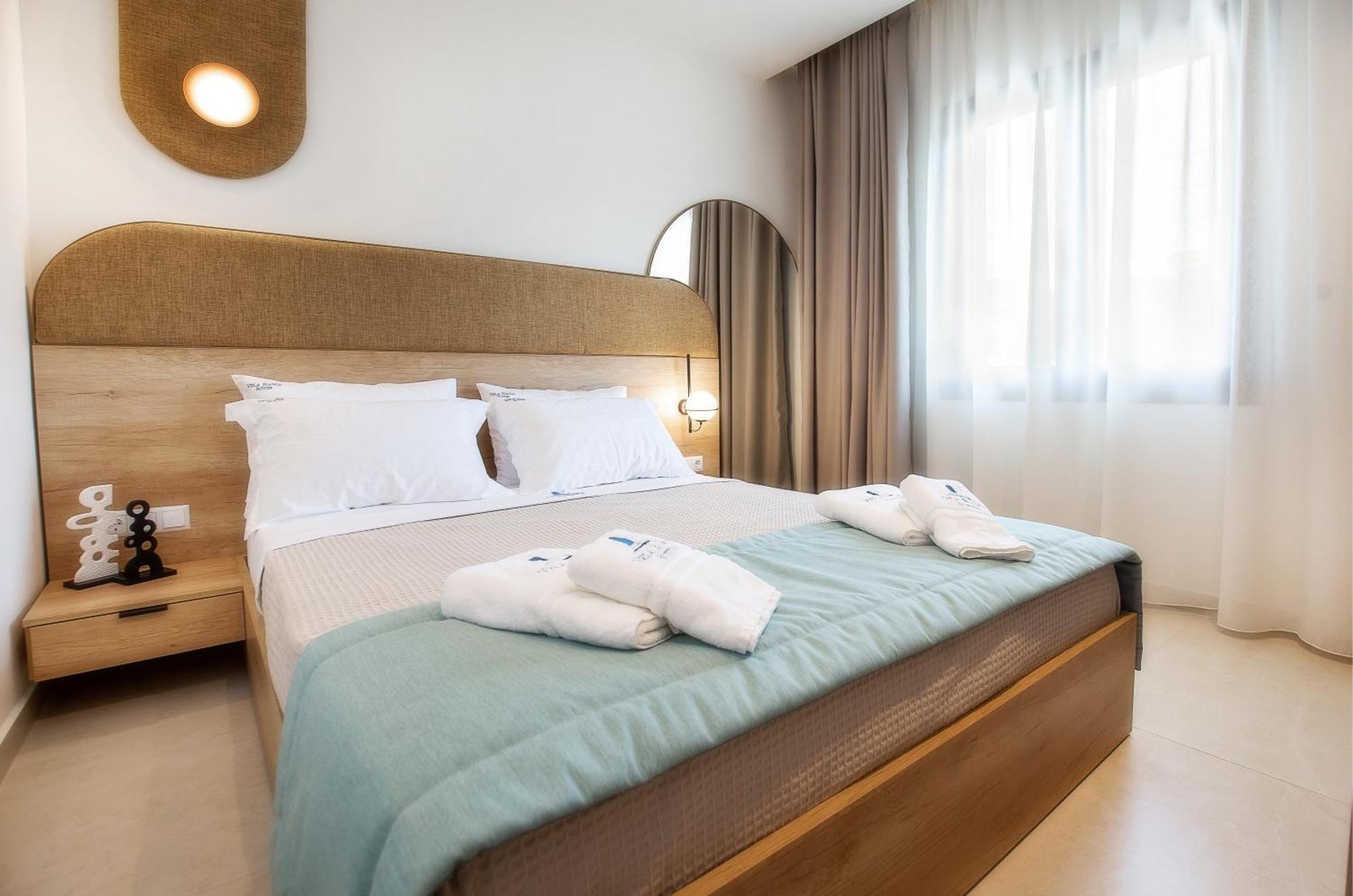 Vela Bianca Suites يميناريا المظهر الخارجي الصورة