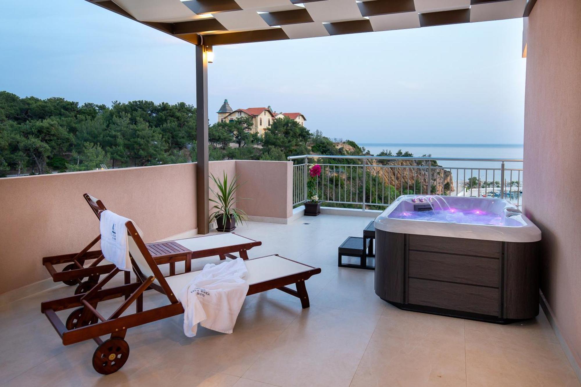 Vela Bianca Suites يميناريا المظهر الخارجي الصورة